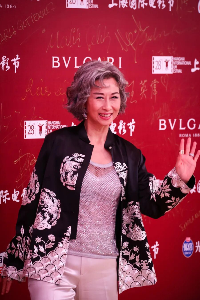 图为：叶倩文。