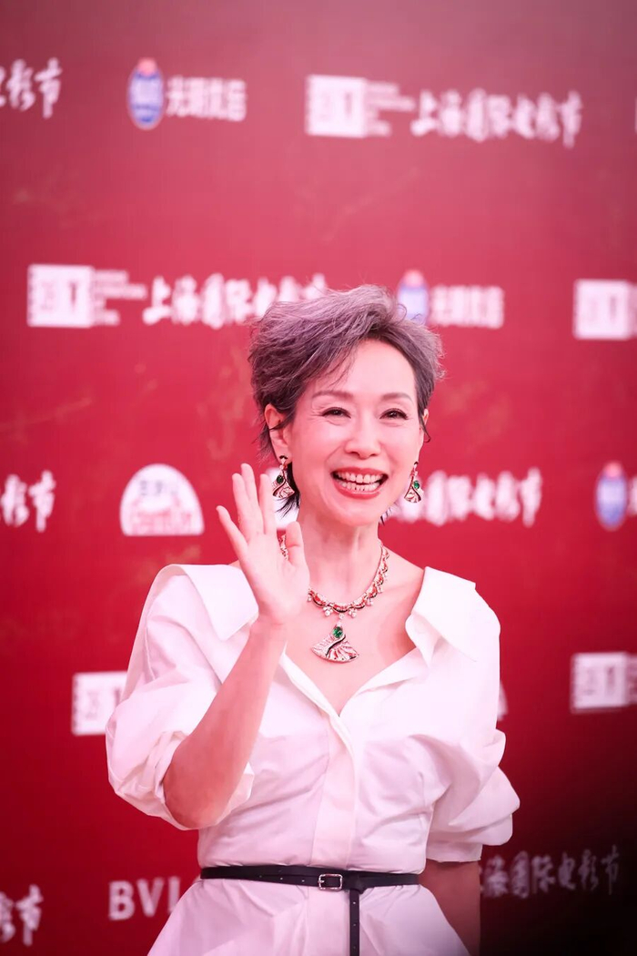 图为：叶童。