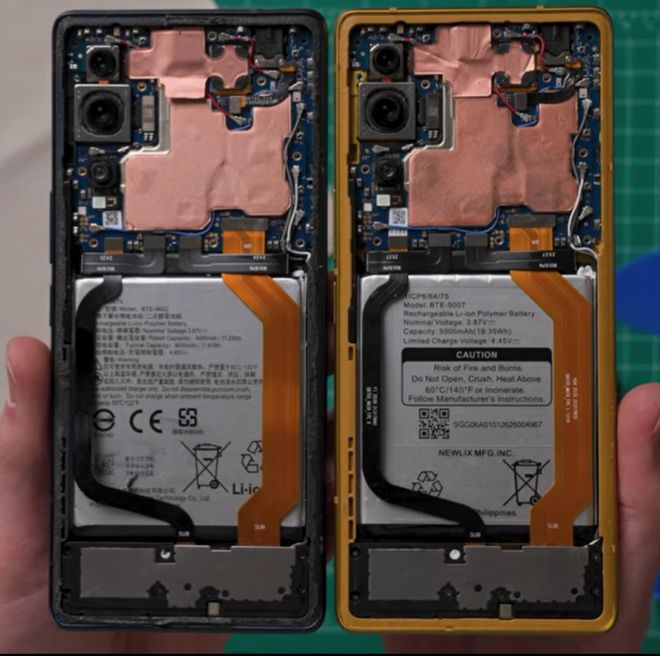 ▲HTC U24 Pro（左）与T1（右）主板对比（图源：YouTube）