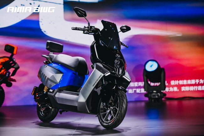 爱玛黑翼S790赛博版