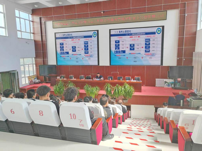 内蒙古自治区乌兰察布市商都县“阳光志愿”帮扶行动咨询活动现场。 受访者供图