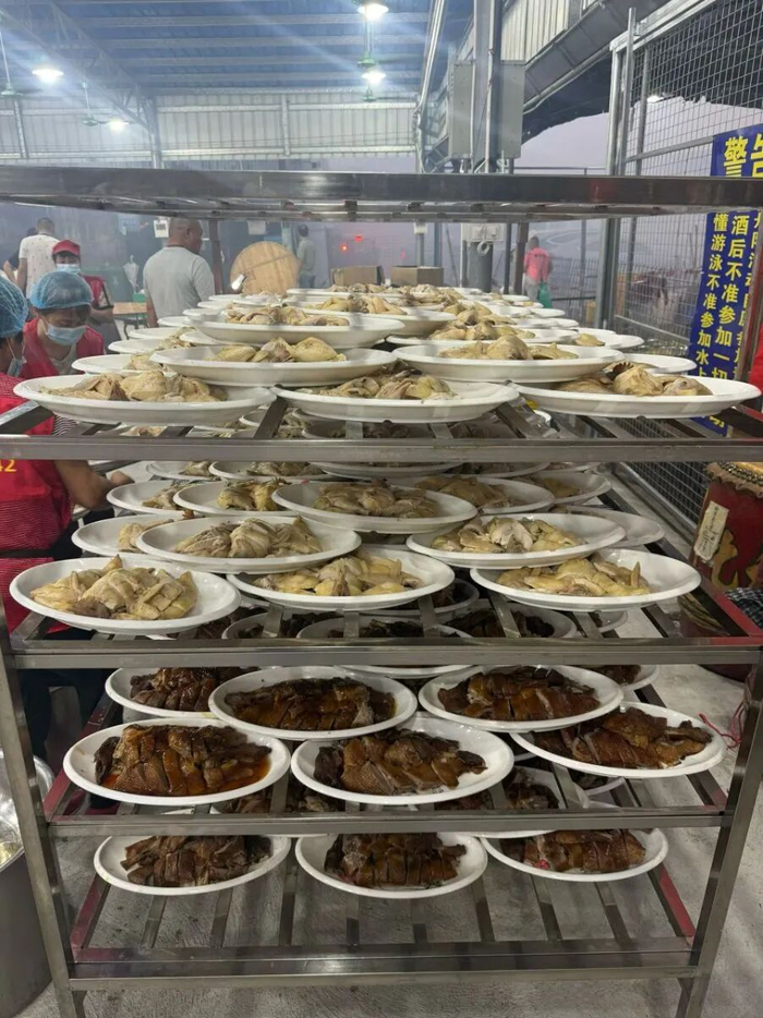 图：岭南地区龙舟饭（21世纪经济报道记者 摄）