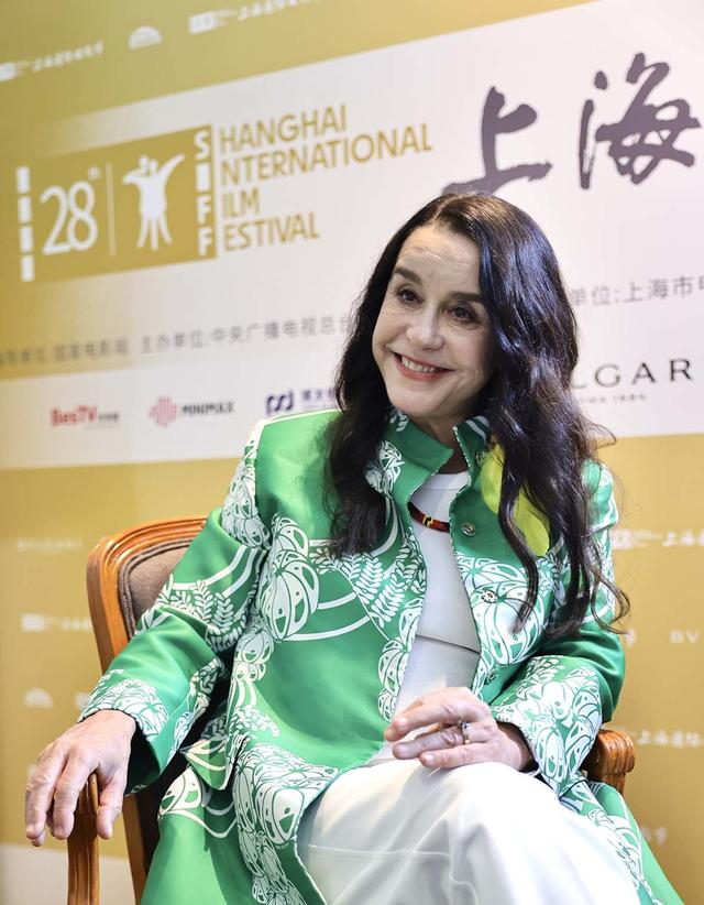 卢塞莉亚·桑托斯近影 王凯 摄
