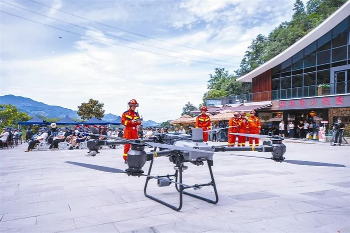 无人机助力森林火险巡查