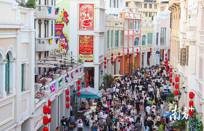 “五一”假期，孙文西路步行街五天引流近60万人次