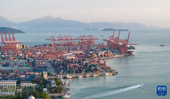 深圳蛇口港（2024年9月18日摄，无人机照片）。新华社记者 毛思倩 摄