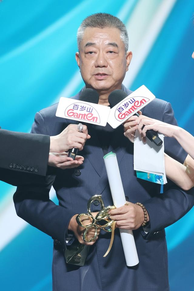 演员董勇 赖鑫琳 摄