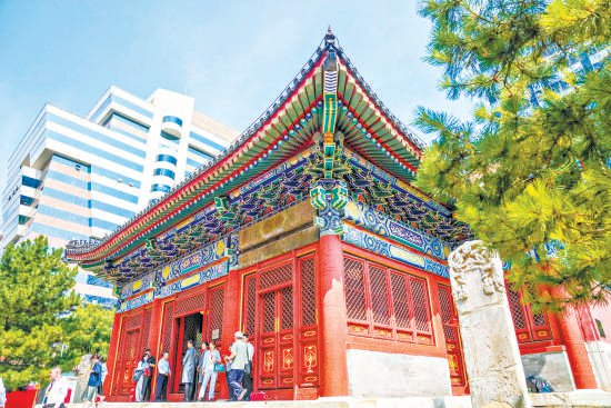 　　都城隍庙（寝祠）向公众开放。 本报记者 武亦彬 摄