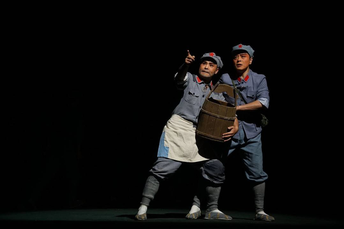 演出剧照