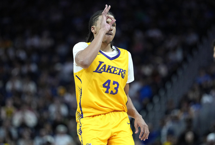 卡尔：深刻体会到了NBA的竞争有多么惨烈 会从中汲取宝贵经验