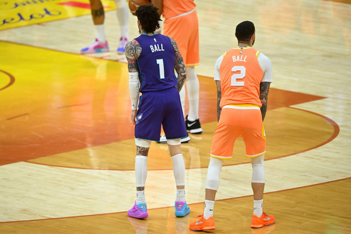 球爹组NBA梦之队：我的俩儿子、魔术师、奥尼尔、加内特