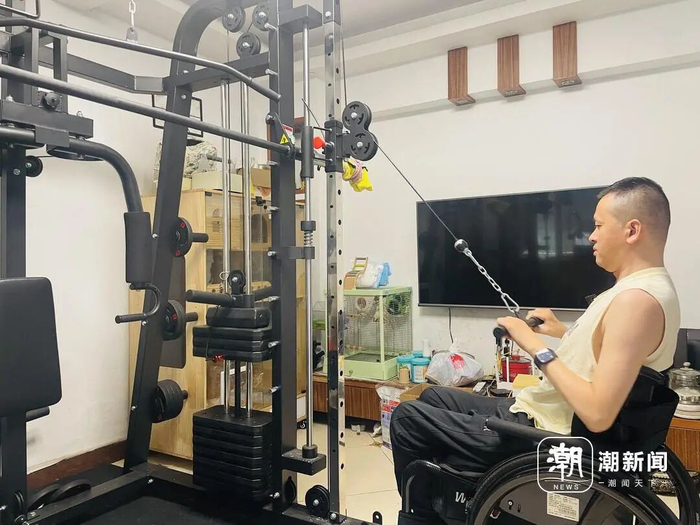 进行拉力训练