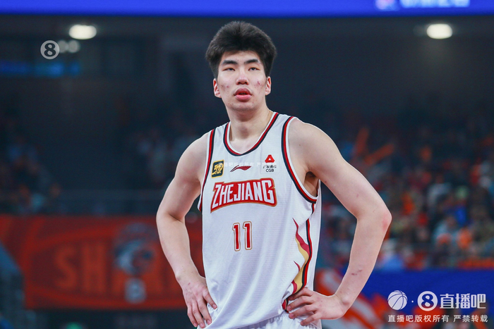 直播吧：浙江队已与余嘉豪签下为期四年的B类合同