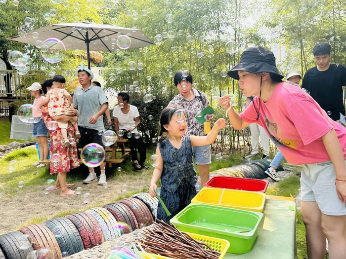 海曙区章水镇中心幼儿园家长开放日。图片由学校提供