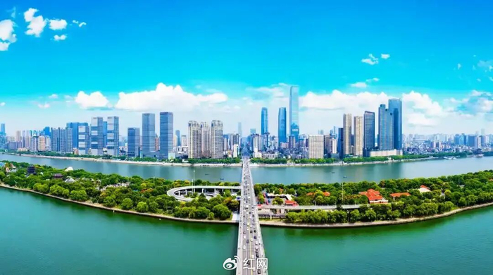 ▲航拍镜头下的长沙城市景观。（邹麟/摄）​