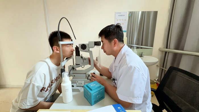 全光塑近视手术利用3D全眼模型定制切削方案