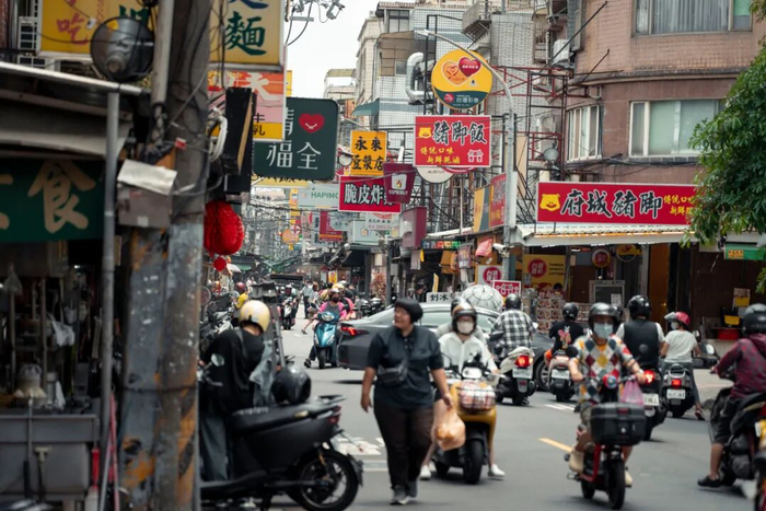 台湾街头一景 / 图源：pexels