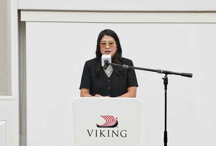 图：维京游轮总裁兼首席执行官莉亚·塔拉塔克（Leah Talactac）女士致辞