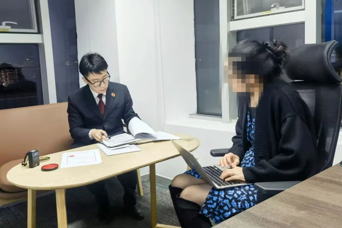 2024年12月6日，办案检察官到被害企业走访，了解企业算力申请流程、数据权限管理等情况。