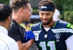 NFL海鹰主帅谈马刺来访：米奇很懂橄榄球 而我连文班都不太了解