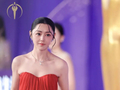 演员卫诗雅遭遇意外受伤后首次公开亮相，斩获百花奖影后