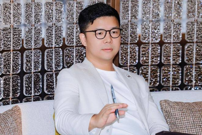 ▲ 智界汽车执行董事及执行副总裁赵长江