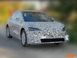 鸿蒙智行新款智界 R7 轿跑 SUV 内饰谍照曝光，有望换装全新连屏设计