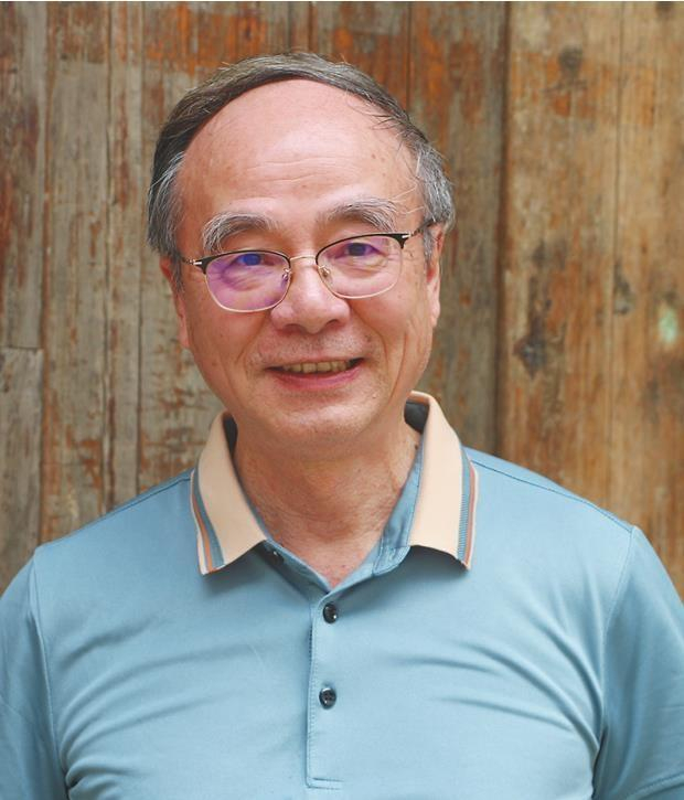         评论家贺绍俊 受访者供图