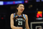 中国女篮启程前往欧洲拉练 韩旭&李月汝预计世界杯前压哨报道
