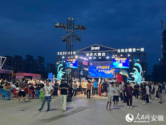 ����ҹ��һ�硣���������� ��������