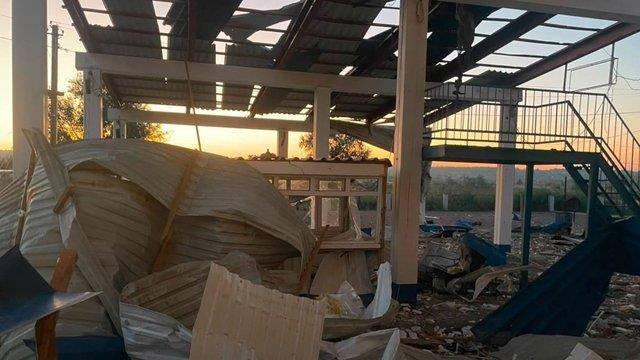 乌称俄无人机袭击致乌摩边境口岸受损停运