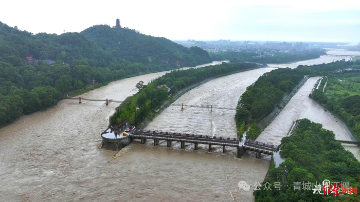 都江堰 图据青城山都江堰景区