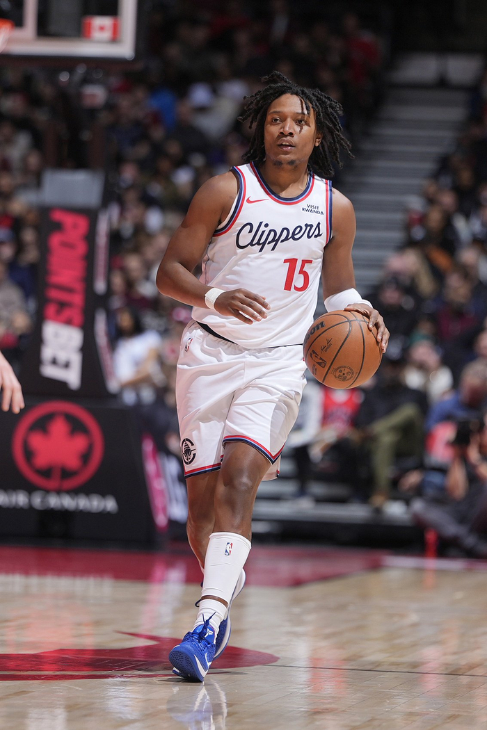 上赛季在发展联盟场均21+5+5!小泰泰·华盛顿正式加盟法国ASVEL|nba选秀|nba|快船|球队|火箭_手机新浪网