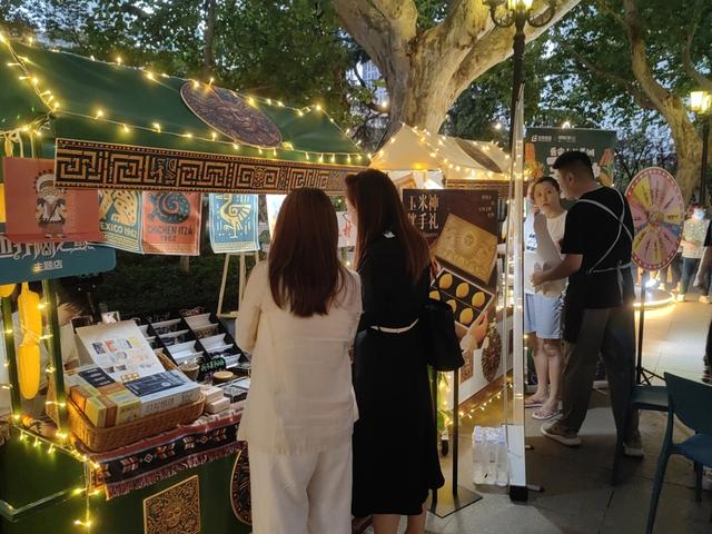 “玉米神上班班”美洲主题夜市 钟菡 摄