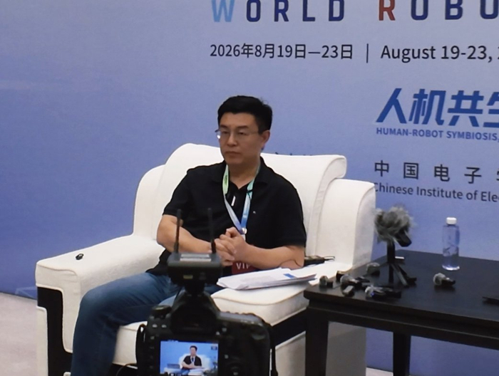 北京人形机器人创新中心CEO熊友军 图源：时代财经