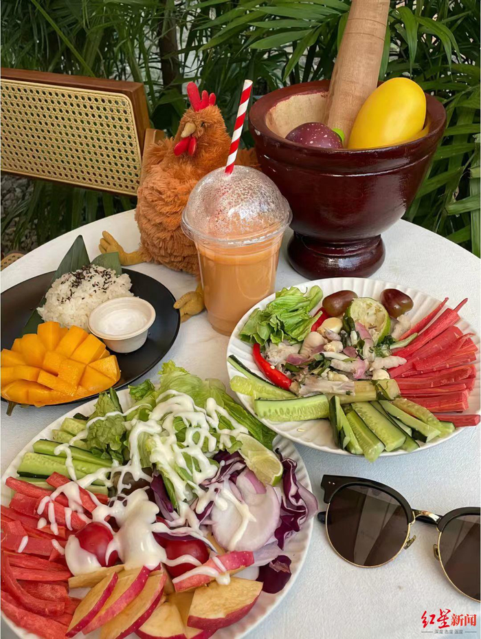 ▲“喜爱·惬意时光营地”的“胡闹厨房”餐品