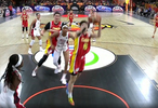 这球太可惜了！杨舒予空切晃过防守面对空篮没上进目前6中0