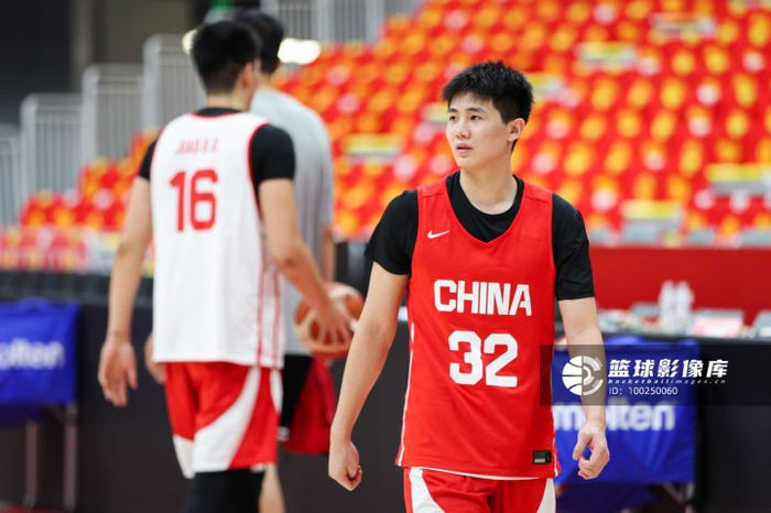 18分3板3助！媒体人：把李悦洲的信心打出来 我觉得收获挺大
