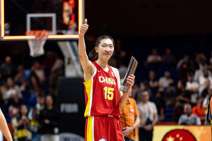 女篮新老交替期成绩下滑尚在合理范围 韩旭当之无愧女篮领军人物