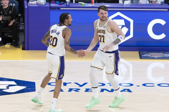 即将签皇马!小尼克·史密斯:东契奇说打NBA比欧洲联赛简单得多