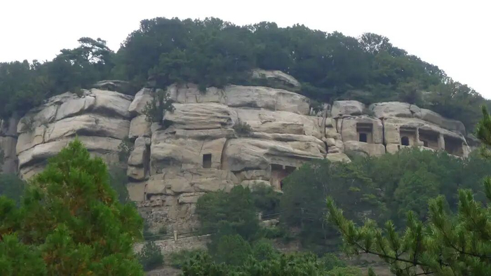 天龙山石窟