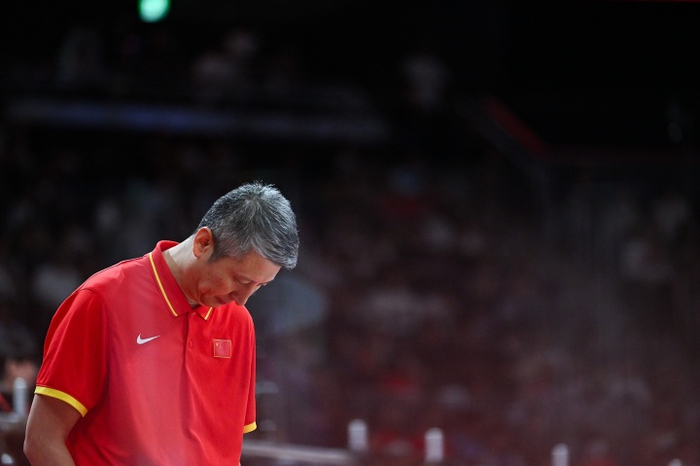 郭士强下课？杨毅：应该 中国篮球历史上没有输这么惨还不下课的