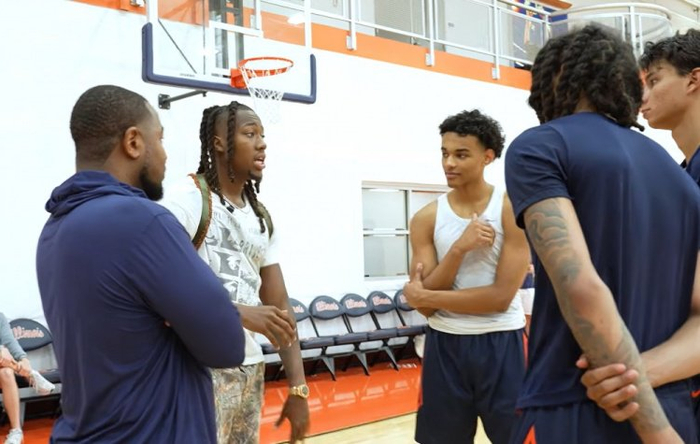 多苏穆：伊利诺伊训练设施比多数NBA球队好 只有快船勇士可能更强