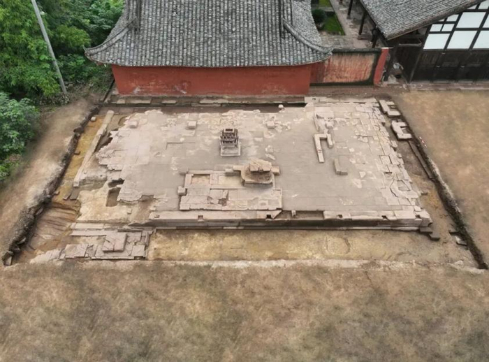 大足石刻石篆山石窟寺遗址考古发掘