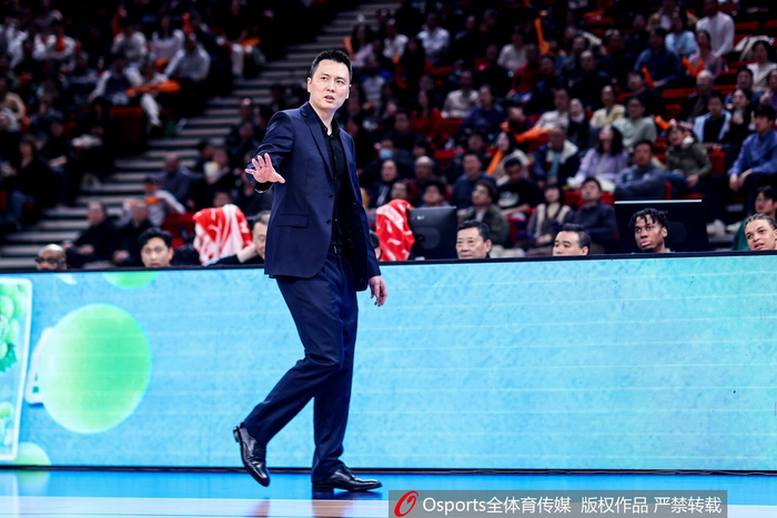 上赛季CBA联赛+杯赛冠军！上海男篮FIBA洲际杯不敌北控 苦吞3连败