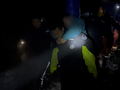 海拔4500米山上 警民合力连夜背下高反昏迷男子 警方：他无任何高海拔徒步经验