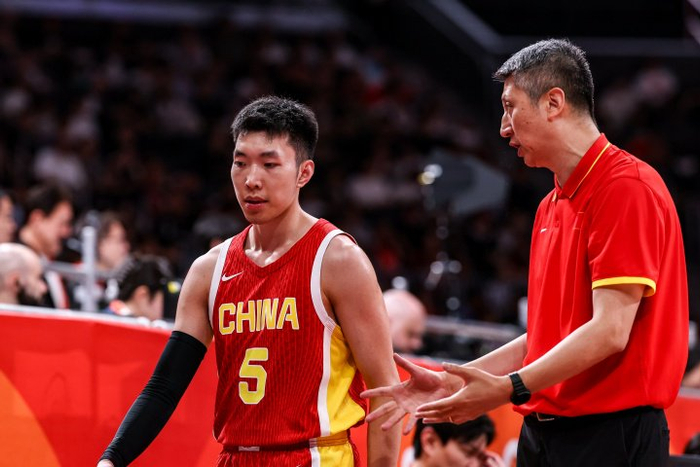 媒体人：中国篮协也该沉下心来尊重竞技规律、规避急功近利了