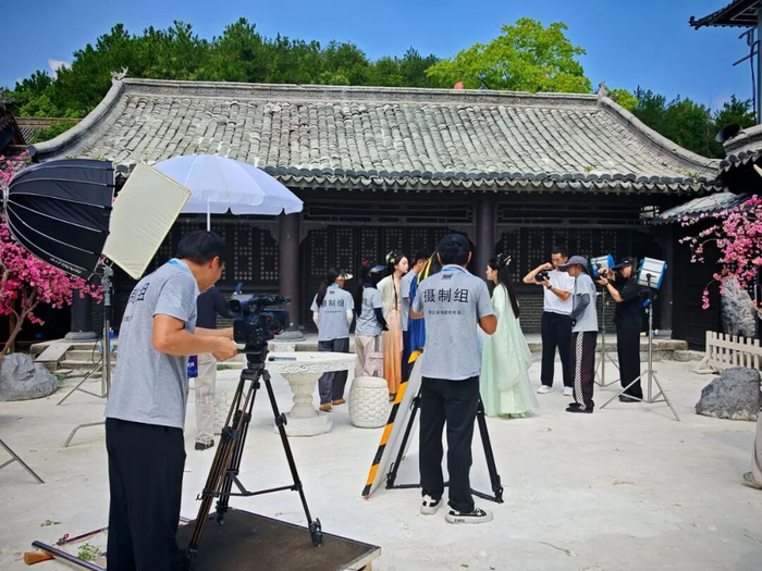 短剧体验拍摄现场/受访者供图