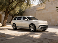 捷尼赛思 GV90 旗舰 SUV 搭载升降中控屏：停车时自动增加 70% 可用显示面积