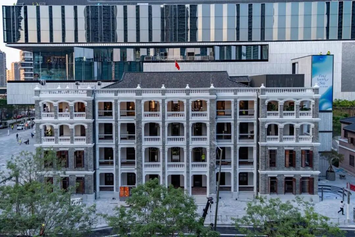 图为复原后的些华伦士楼